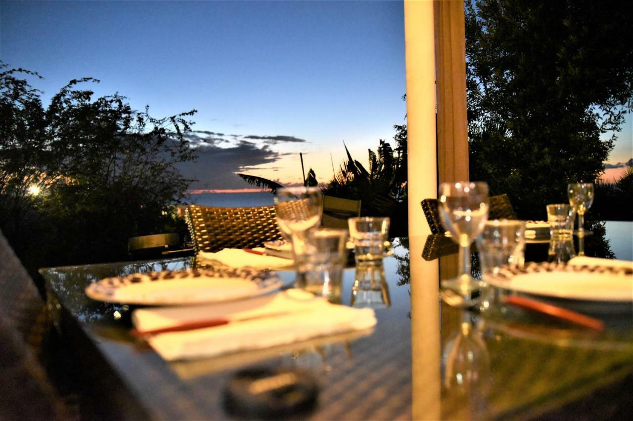 T2 Classe 4 Etoiles Avec Jardin, Piscine, Vue Mer A Saint-Gilles-Les-Bains Exterior photo